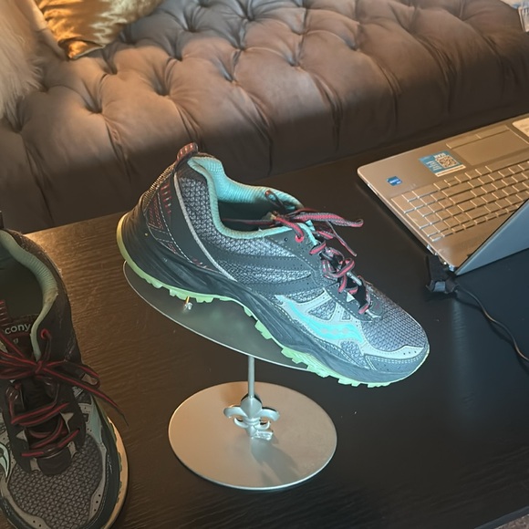 Saucony Excursion TR8 Trail Running Shoes Grey Neon Pink Womens Size 8.5 - Picture 8 of 11